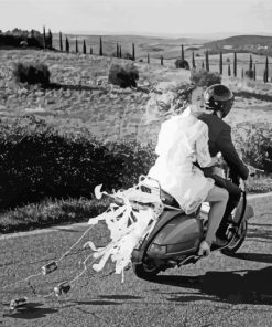 Black And White Couples On Motorbike Diamond Paintings