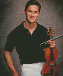 Handsome Man Posing Violin Diamond Painting