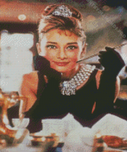 Breakfast At Tiffanys Holly Character Diamond Painting